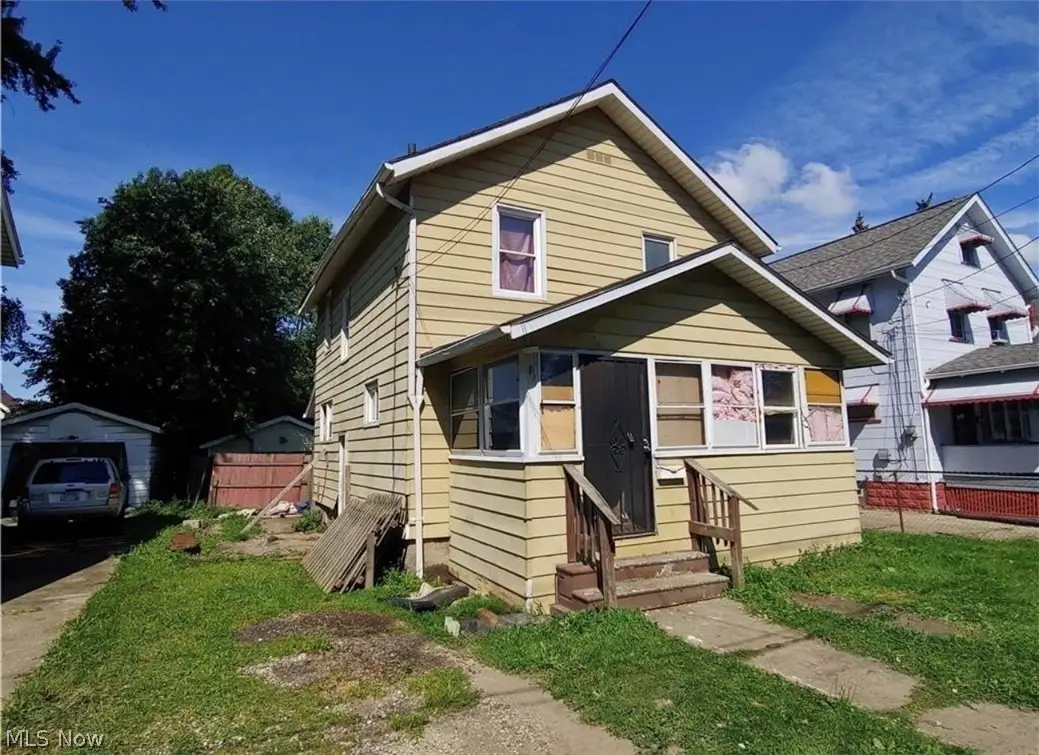 996 Burkhardt Avenue, Akron, OH 44301 - #1