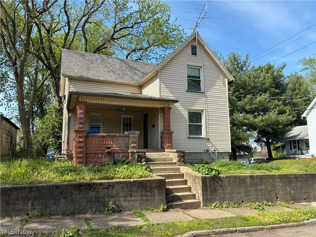 404 Pike Sw Avenue, Massillon, OH 44647 - #1