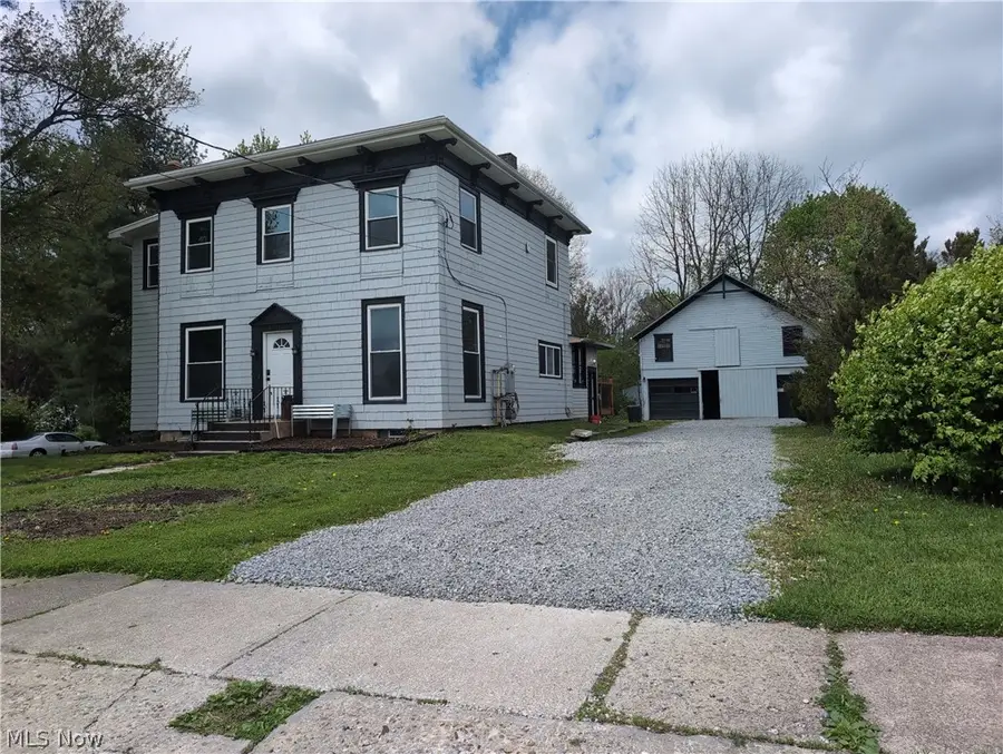 8217 Park Avenue, Garrettsville, OH 44231 - #2