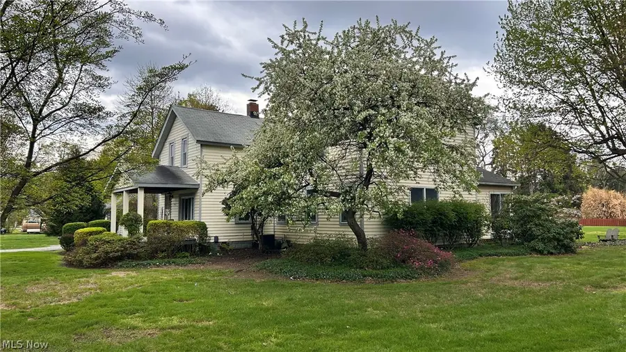 8772 Lake Shore Boulevard, Mentor, OH 44060 - #2
