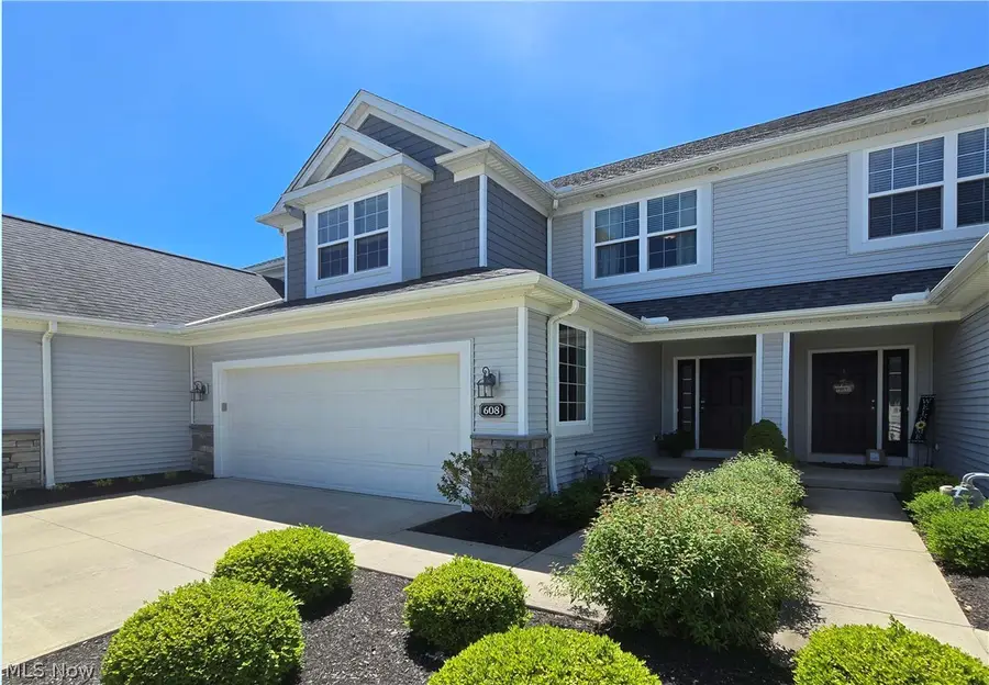 608 Aubrielle Avenue, Avon Lake, OH 44012 - #3