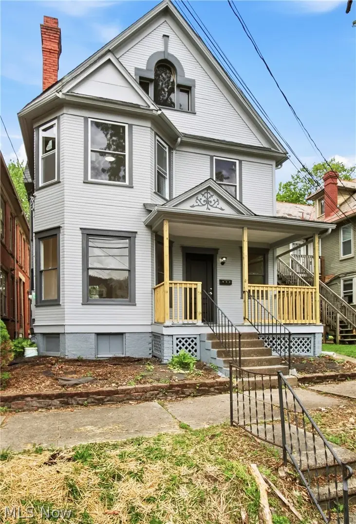 213 E Montgomery Street, Marietta, OH 45750 - #2