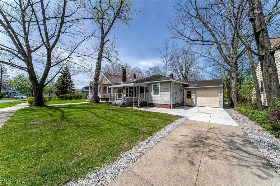 575 W Glendale Street, Bedford, OH 44146 - #2
