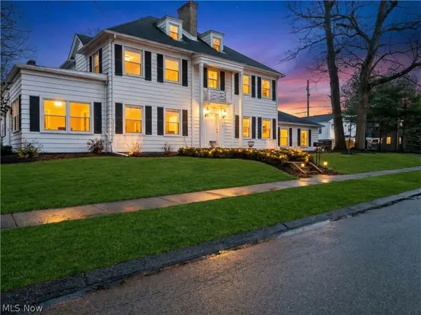 28 Jennette Drive, Youngstown, OH 44512