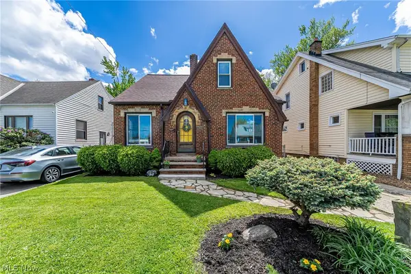 7415 Jameson Road, Parma, OH 44129