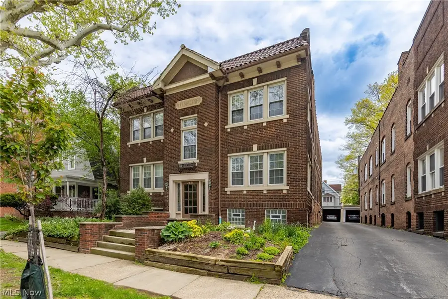 2634 Mayfield Road #4, Cleveland Heights, OH 44106 - #2