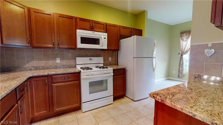 37911 Ashfield Way, North Ridgeville, OH 44039 - #3