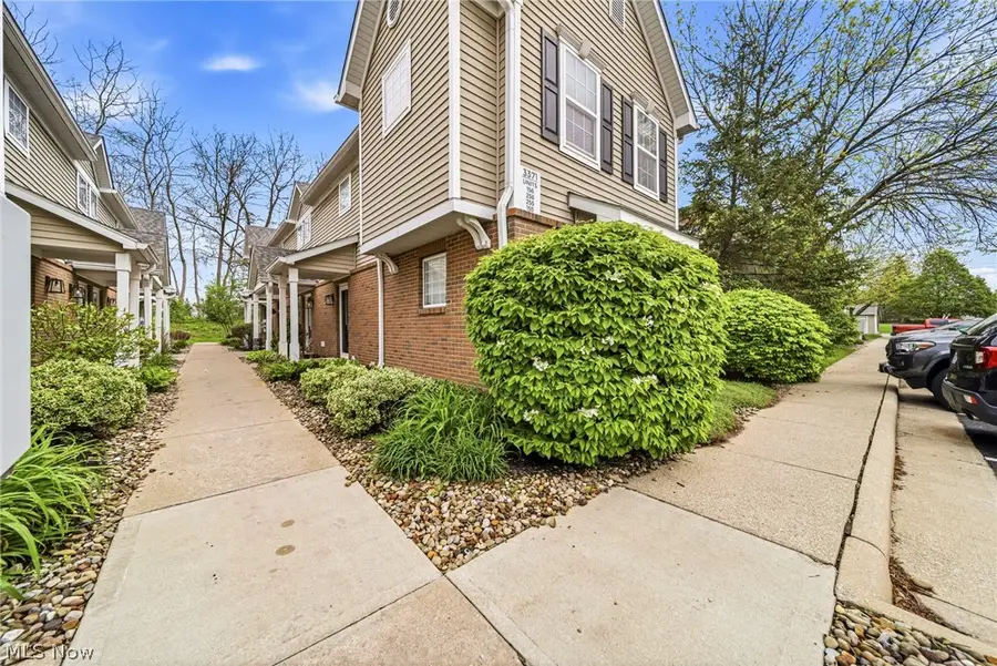 3371 Lenox Village Drive #255, Fairlawn, OH 44333 - #3