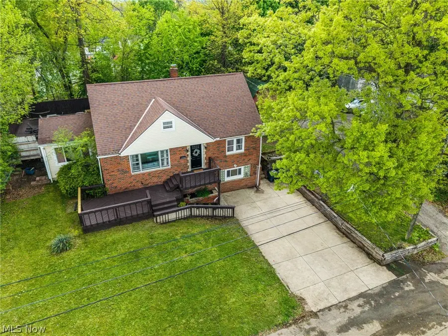 1588 Highview Avenue, Akron, OH 44301 - #3