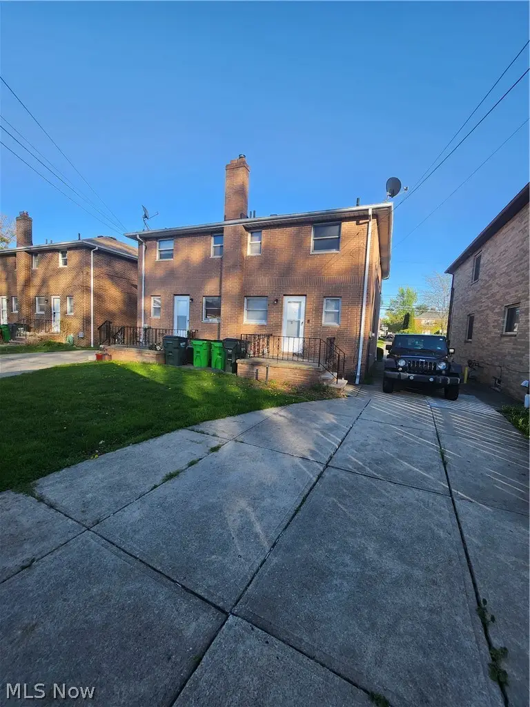 20207 Lake Shore Boulevard, Euclid, OH 44123 - #3