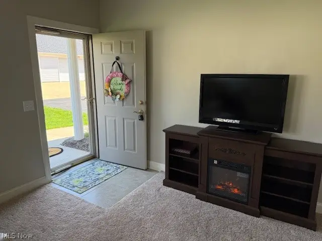 3077 Whitewood Nw Street, North Canton, OH 44720 - #3