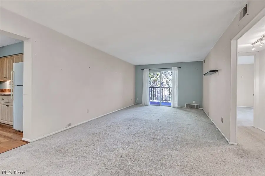 4179 Columbia Road #217, North Olmsted, OH 44070 - #3