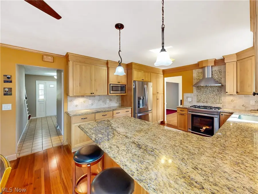 4788 Lindsey Lane, Richmond Heights, OH 44143 - #2