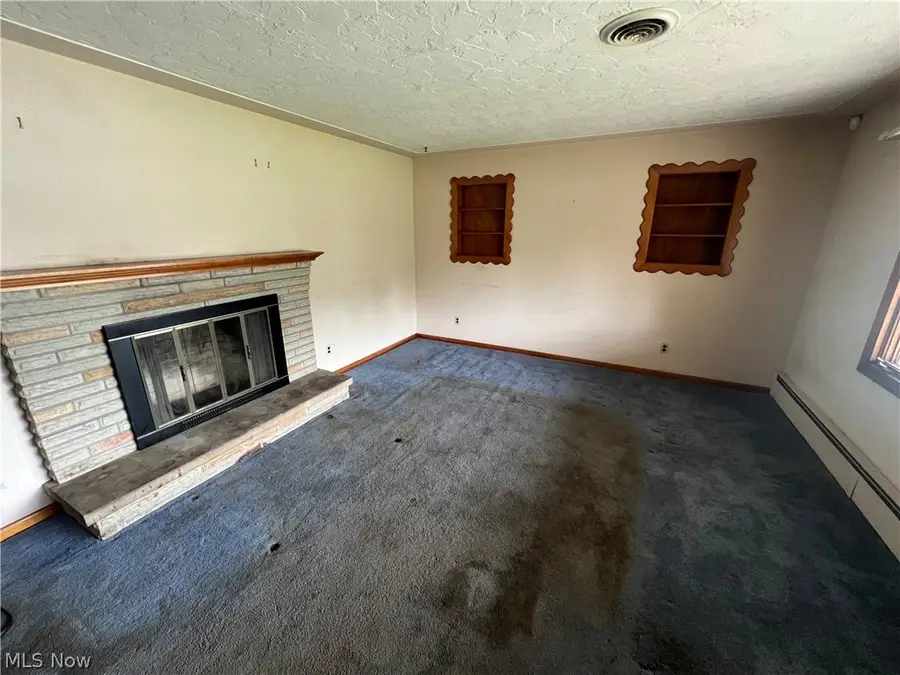 156 Cooper Foster Park W Road, Lorain, OH 44053 - #2