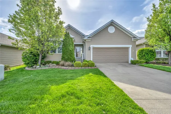 37852 Ashfield Way, North Ridgeville, OH 44039