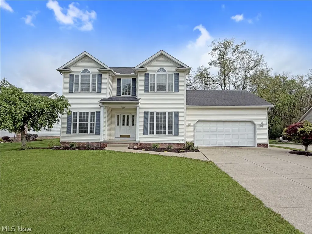 921 Lockwood Road, Barberton, OH 44203 - #1