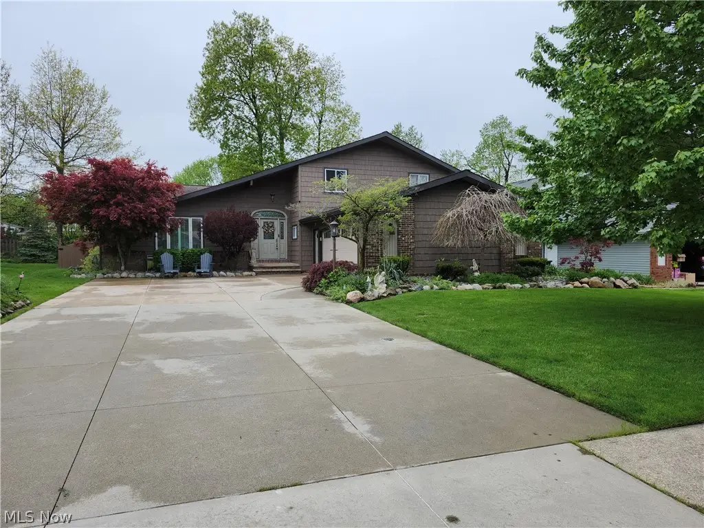 7680 Aldersyde Drive, Middleburg Heights, OH 44130 - #1