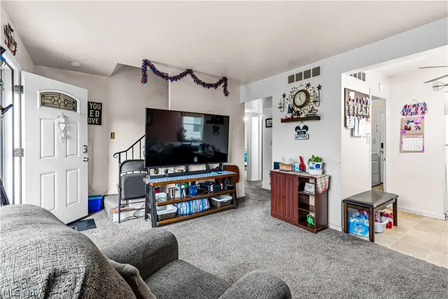 3706 Archmere Avenue, Cleveland, OH 44109 - #2