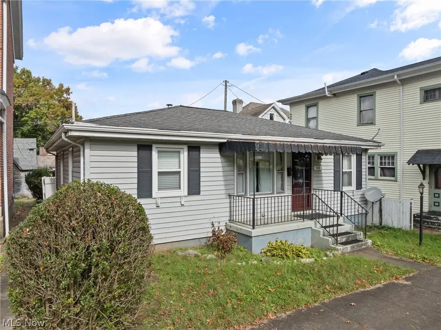 308 Whitely Street, Bridgeport, OH 43912 - #3