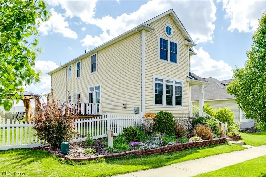 2750 Himelrigh Boulevard, Barberton, OH 44203 - #3