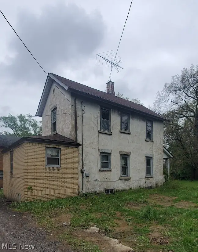 17 Oak Park, Youngstown, OH 44505 - #3