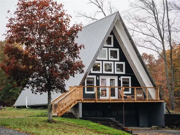 2793 Barclay Messerly Road, Southington, OH 44470