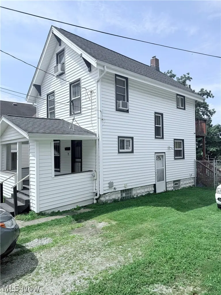 2132 10th Sw Street, Akron, OH 44314 - #2