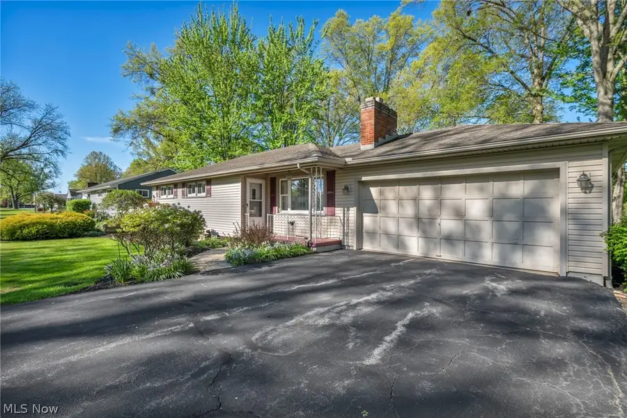 5843 Louise Nw Avenue, Champion, OH 44483 - #3
