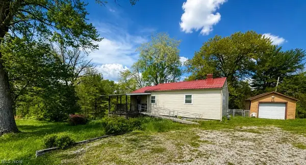 1405 Military Road, Zanesville, OH 43701