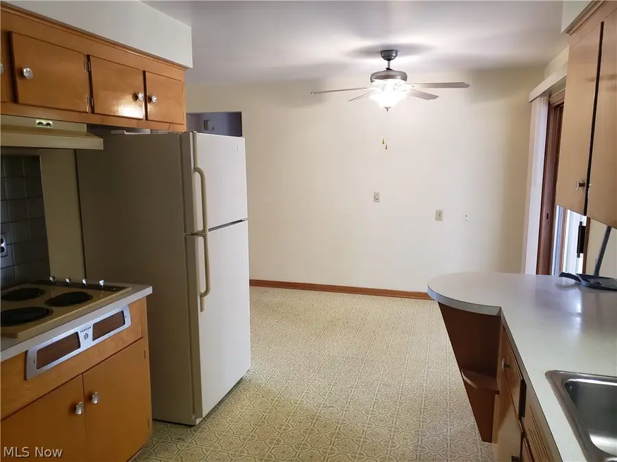 3105 Washington Avenue, Lorain, OH 44052 - #3