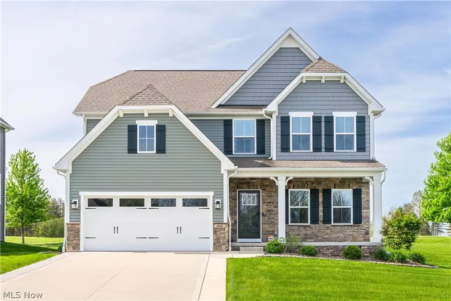 5810 Quarry Lake Se Drive, East Canton, OH 44730 - #2