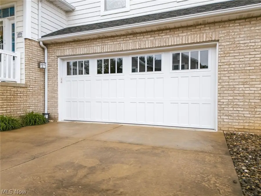 1340 Cascade W Circle, Canton, OH 44708 - #3