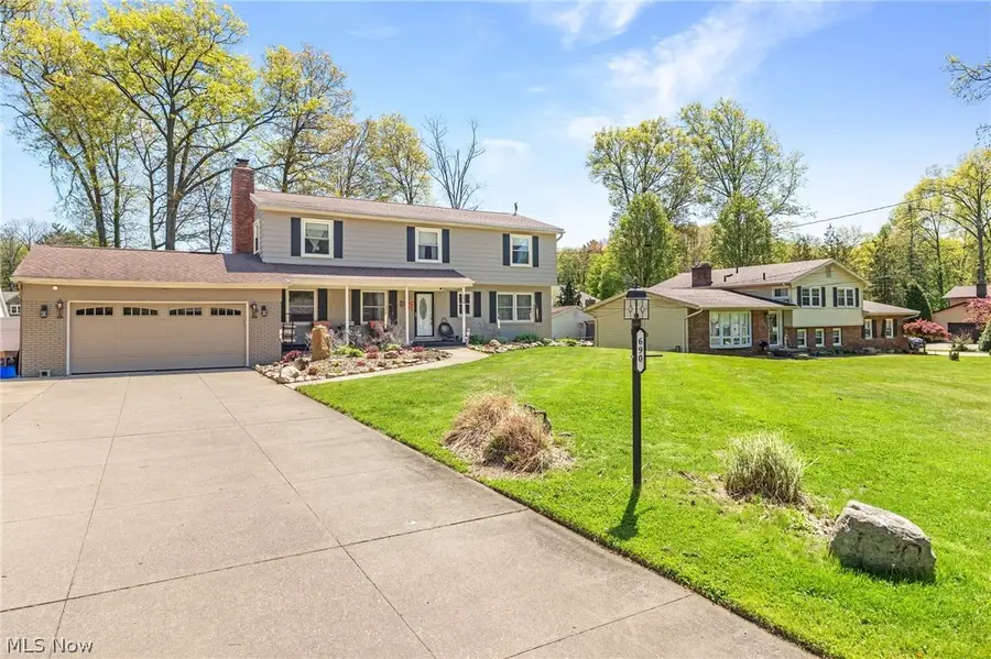 690 Deerwood Drive, Tallmadge, OH 44278 - #2