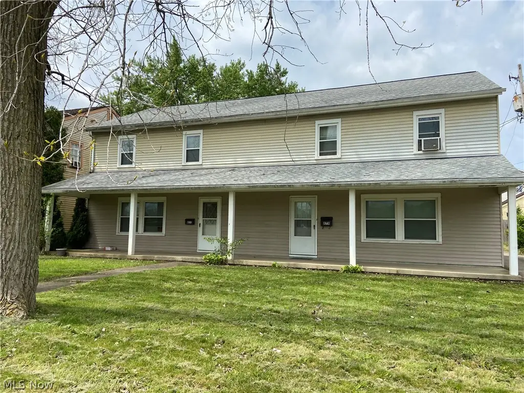 877 Arden Avenue, Berea, OH 44017 - #1