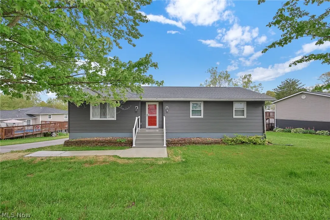 3285 Lakewood Drive, Zanesville, OH 43701 - #1