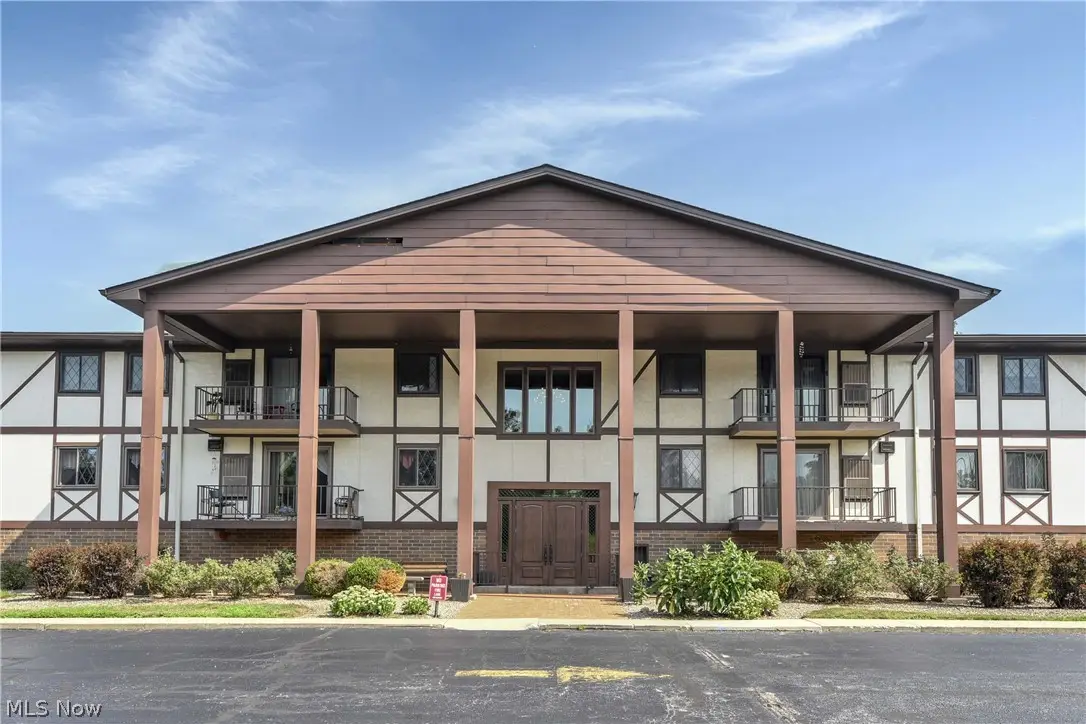 4849 Grace Road #122, North Olmsted, OH 44070 - #1
