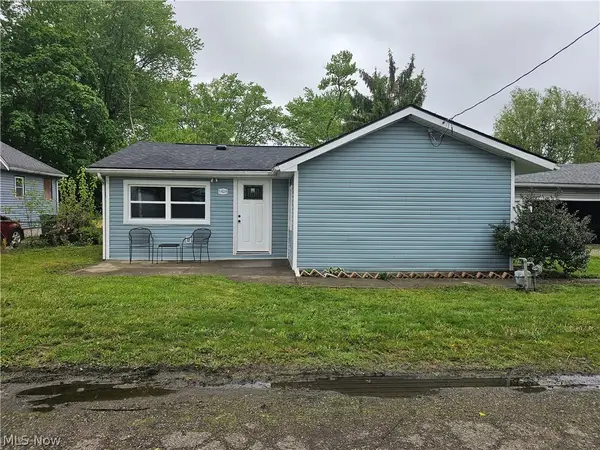 1424 4th Street, Lakemore, OH 44250