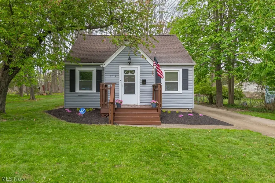 2019 Beverly Hills Drive, Richmond Heights, OH 44143 - #2