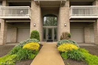 3800 Rosemont Boulevard, Fairlawn, OH 44333 - #1