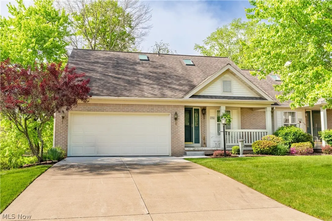 1702 Southpointe Ne Circle, Canton, OH 44714 - #1