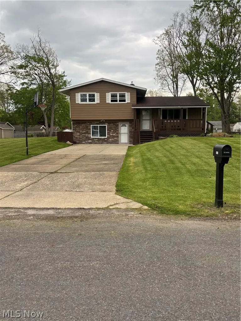 3532 Gary Drive, Mogadore, OH 44260 - #1