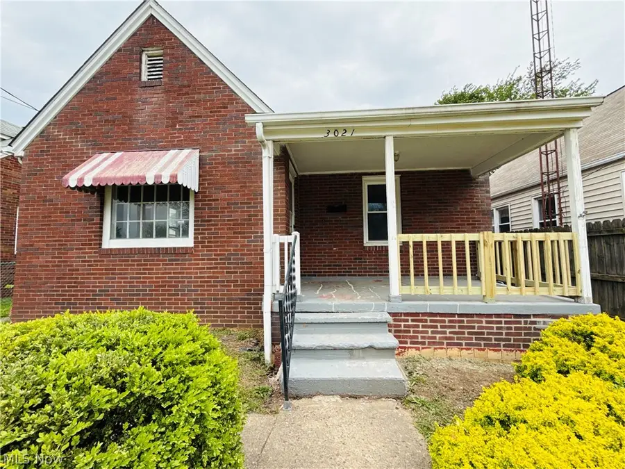 3021 Windsor Sw Place, Canton, OH 44710 - #3