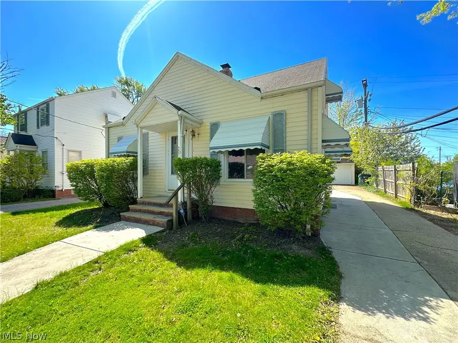 20120 Wilmore Avenue, Euclid, OH 44123 - #2