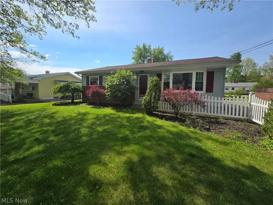 3923 Lake Road, Youngstown, OH 44511 - #2