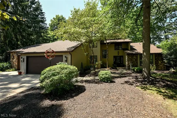 11197 Arrowhead Drive, Grafton, OH 44044