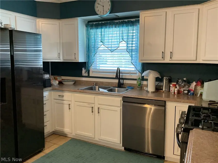 800 Boso Avenue, Ravenswood, WV 26164 - #2