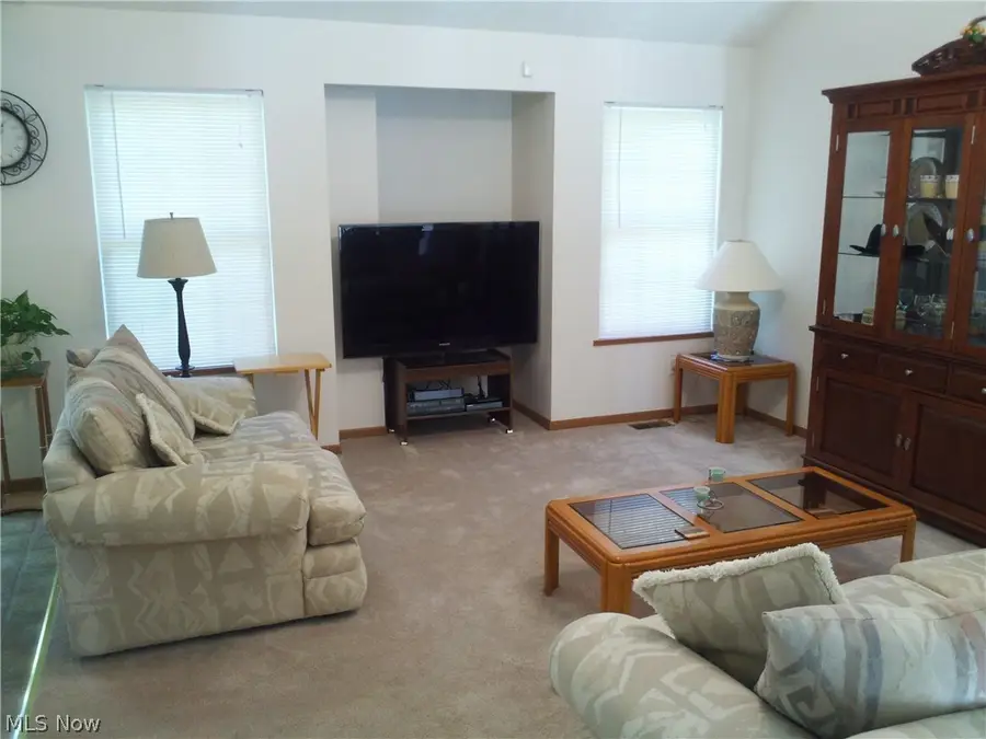 1231 Honodle Avenue, Akron, OH 44305 - #2
