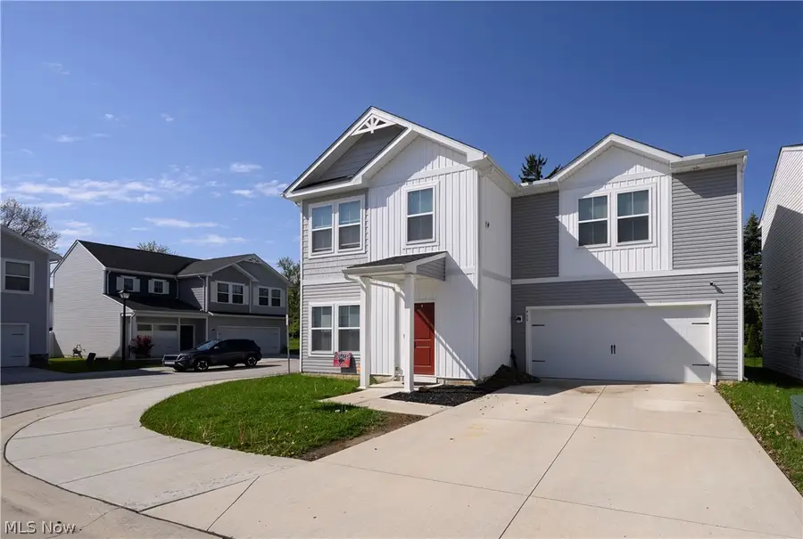 460 Auld Farm Circle, Akron, OH 44320 - #2