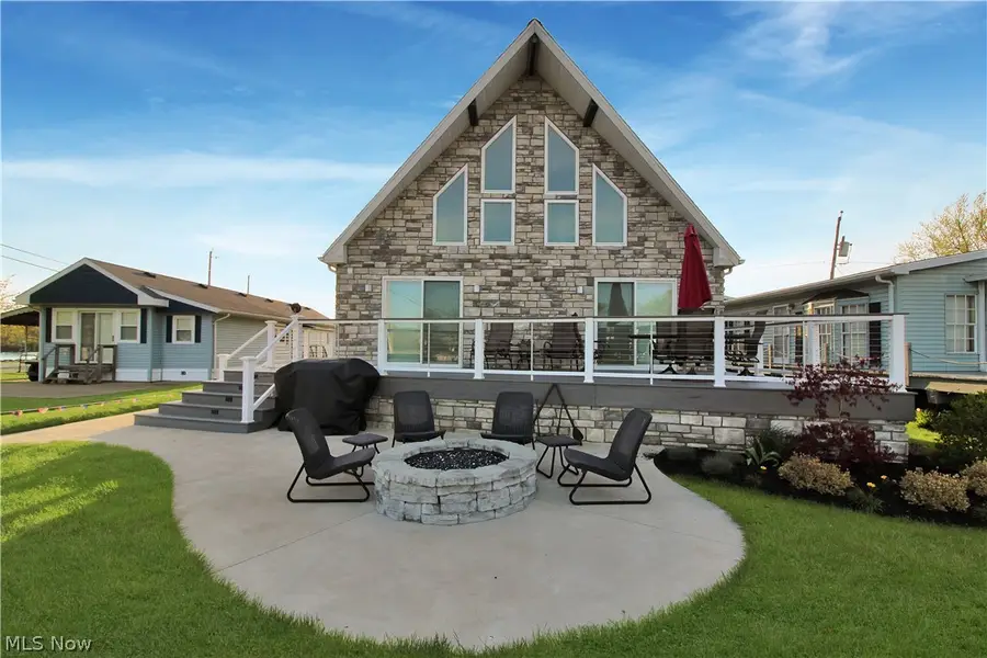1531 N Compass Avenue, Port Clinton, OH 43452 - #3