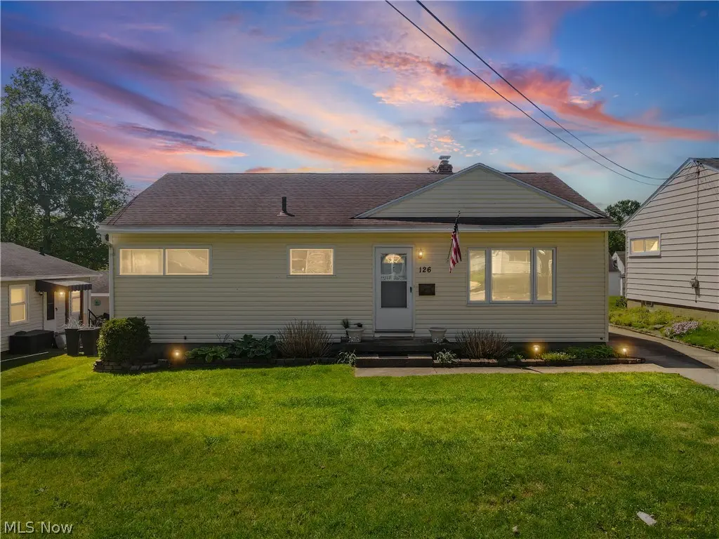 126 Clinton Avenue, Akron, OH 44301 - #1